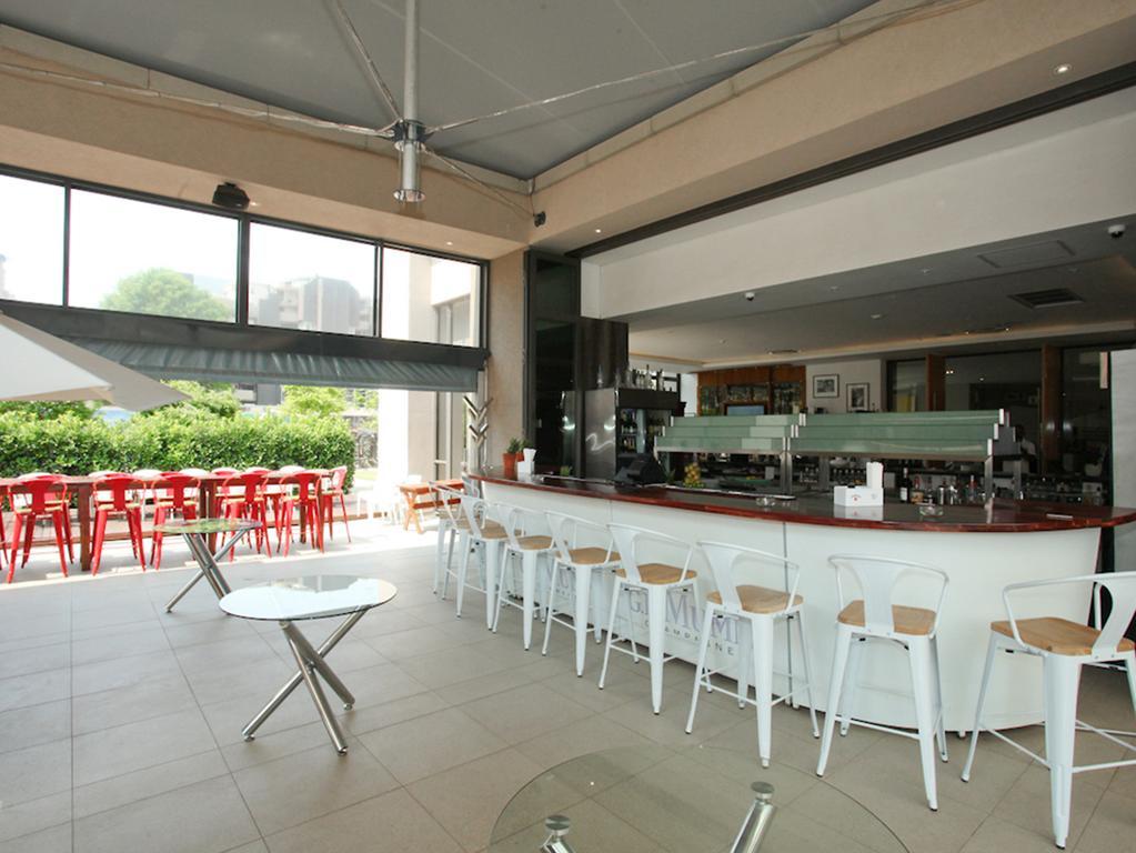Luxurious Sandton Skye Apartment Eksteriør bilde