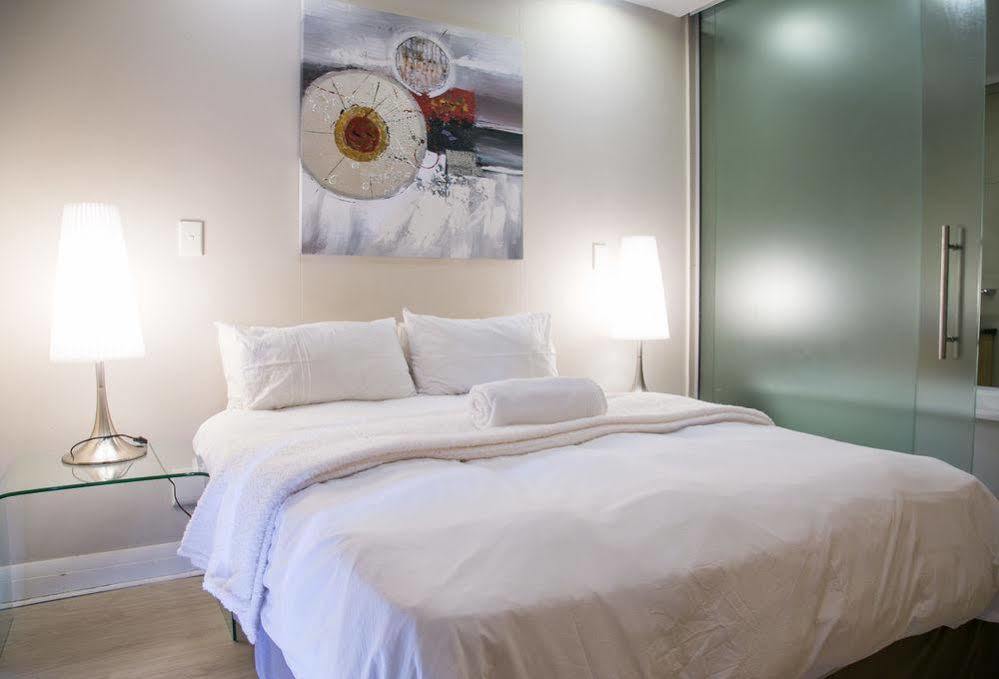 Luxurious Sandton Skye Apartment Eksteriør bilde